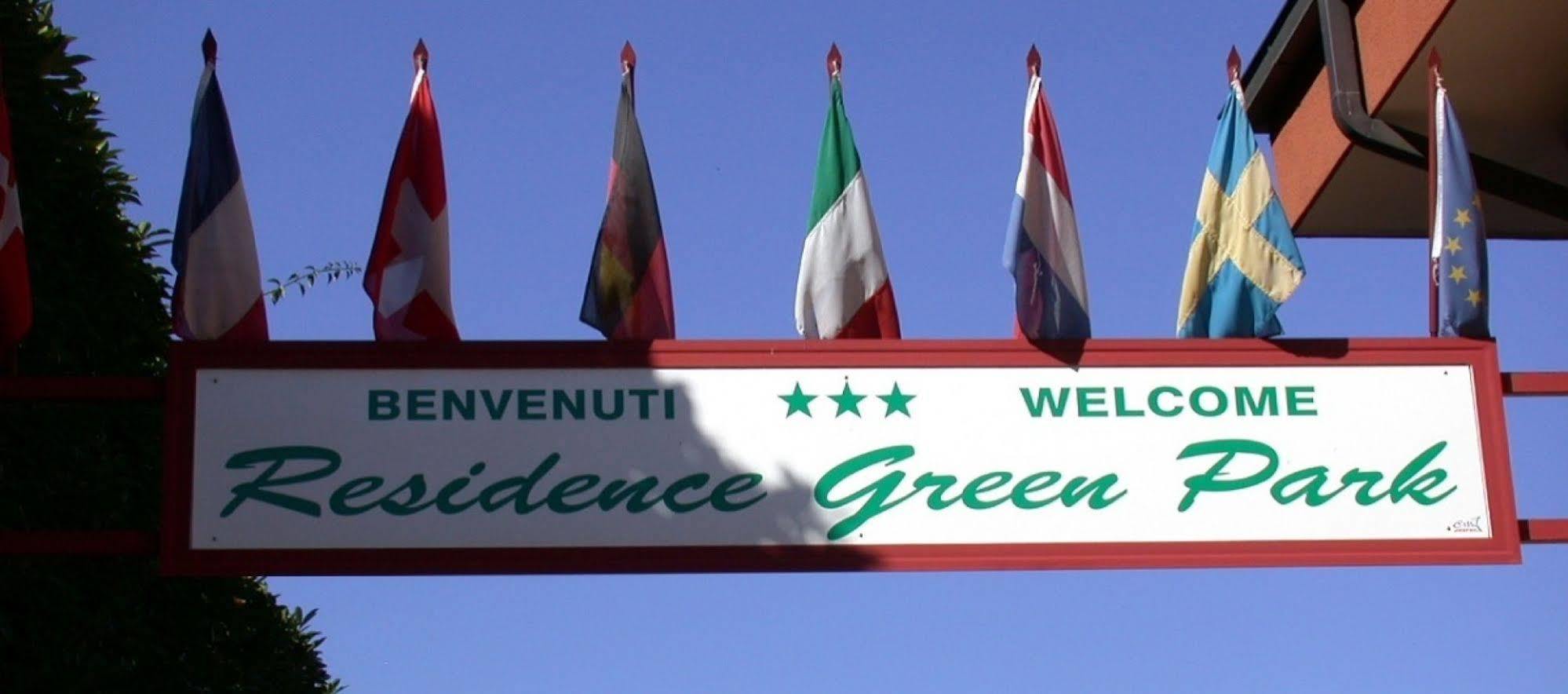 Residence Green Park Ventimiglia Exteriör bild